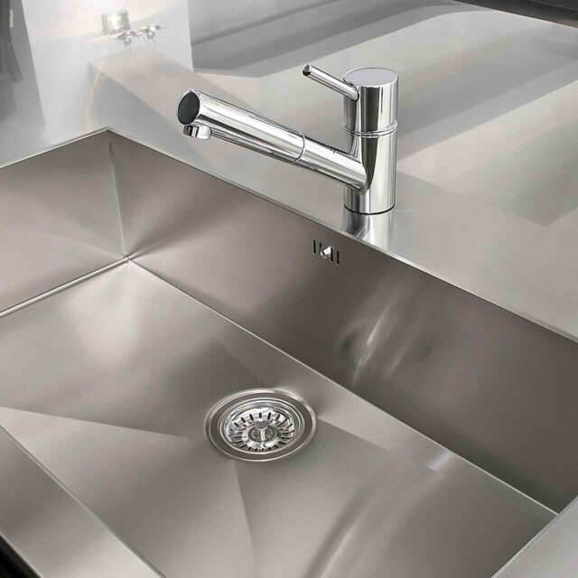 https://www.prestige-depannage.com/wp-content/uploads/2018/10/gallery_projects_21-640x640.jpg